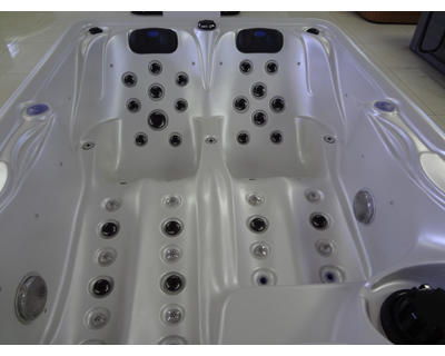 Outdoor freestanding whirlpool bathtub for 2 persons