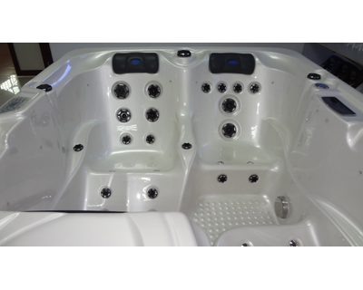 Domestic stainless steel bathtubs and whirlpool bathtubs for 3 persons /bathtubs & whirlpools