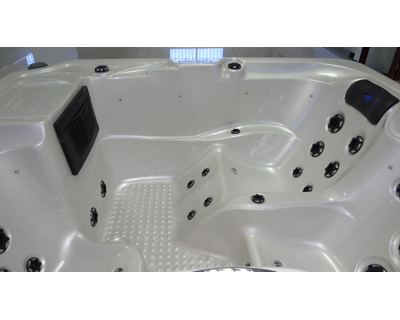 Domestic stainless steel bathtubs and whirlpool bathtubs for 3 persons /bathtubs & whirlpools